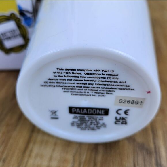 🔸️NIB Friends Central Perk Travel Coffee Mug Portable Light - Picture 6 of 13